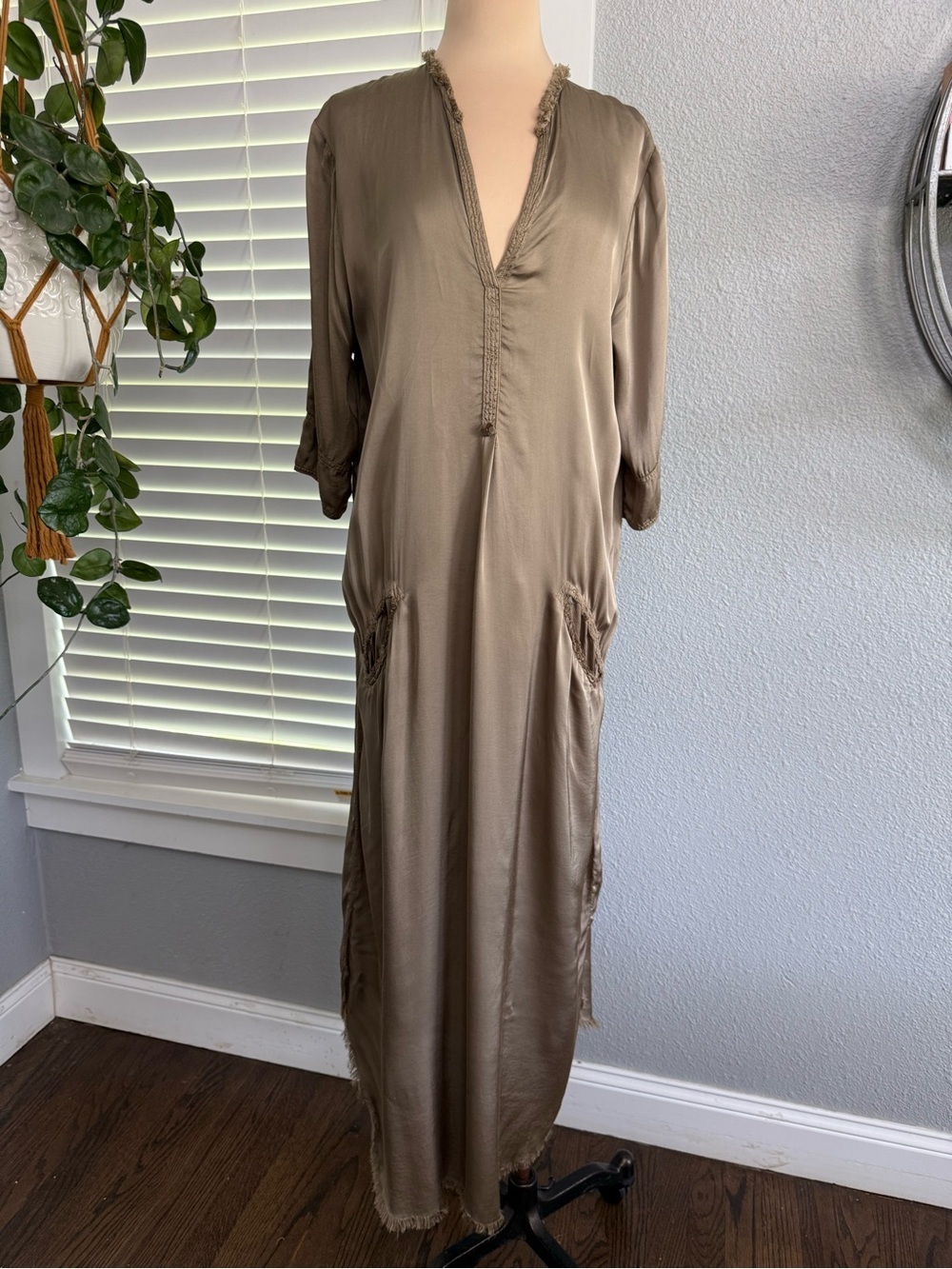 Jaga Kaftan Size 4 Pockets
